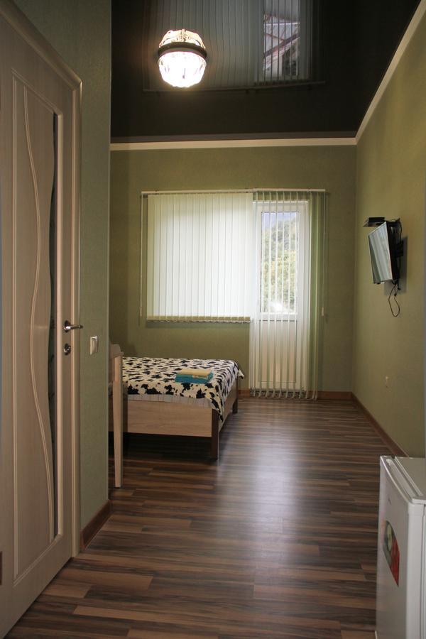 Guest House Vzgorye Gagry Exterior photo